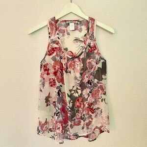 Love Squared Sleeveless Floral Semi Sheer Pullover Top Tank, Small GUC
